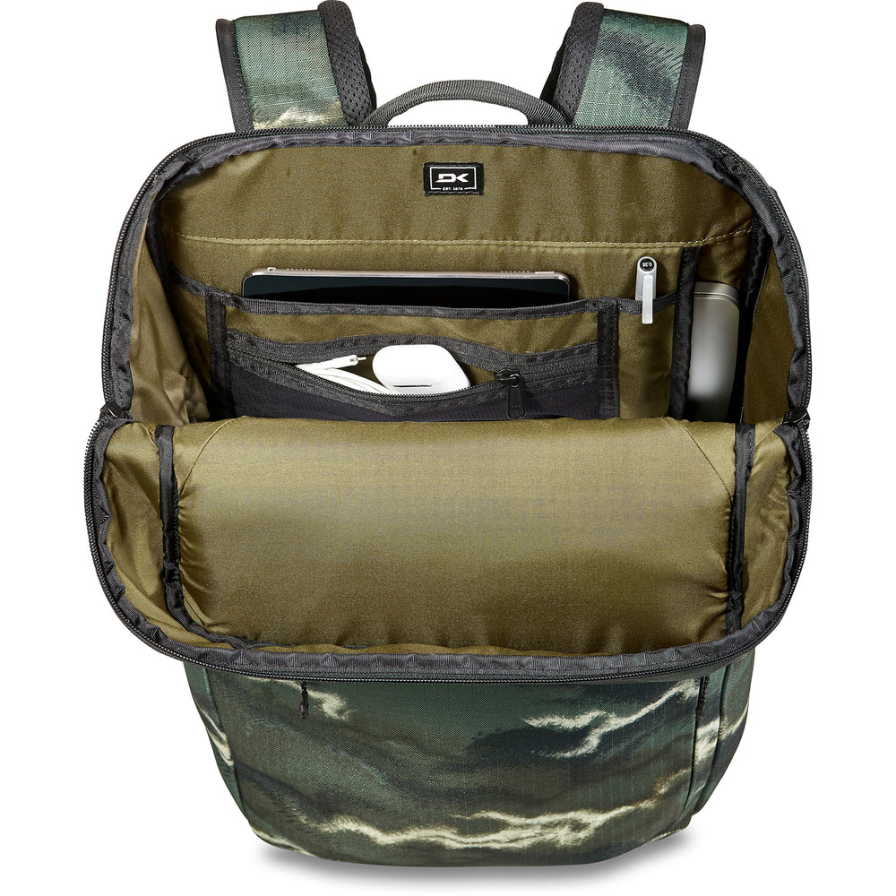 Dakine concourse 28 sales